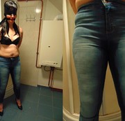 BONDAGEANGEL: Piss in tight jeans Download